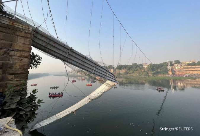 Korban Tewas Akibat Jembatan Ambruk di India Tembus 134 Orang