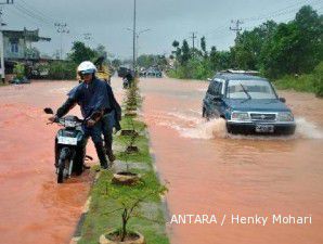 Musim banjir tiba, Asuransi kebanjiran polis