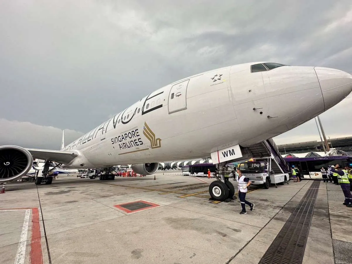 Singapore Airlines Mendarat Darurat di Bangkok, 1 Tewas, 30 Cedera