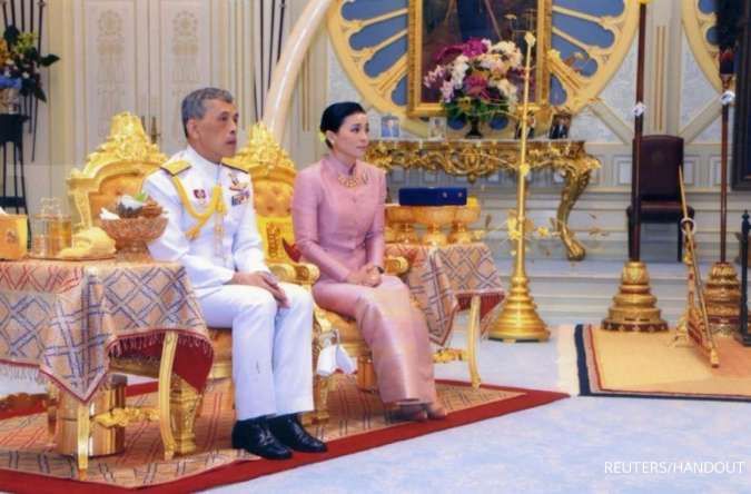 Pengawal pribadi Raja Thailand kini bergelar Ratu Suthida