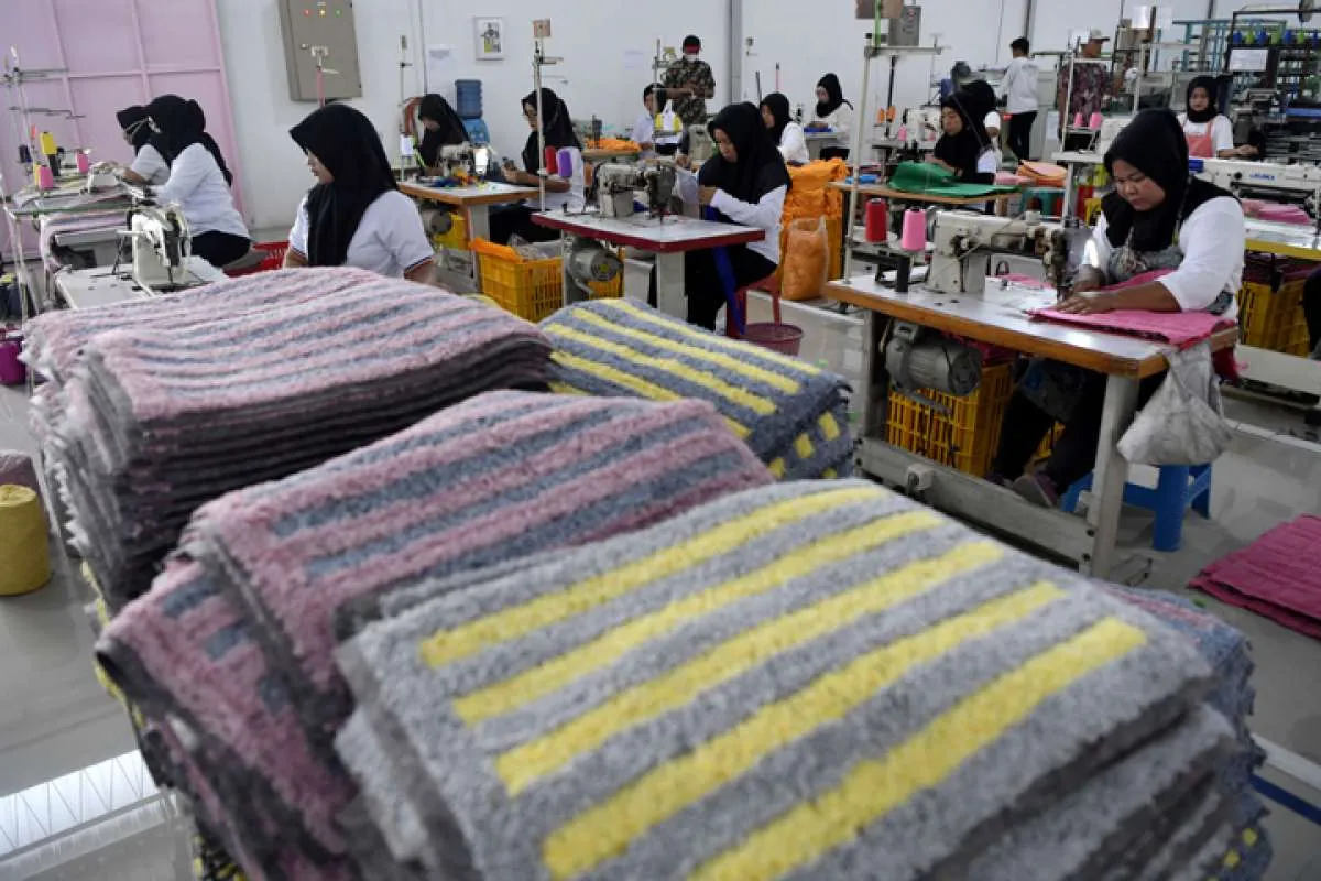 Klinko Karya Imaji (KLIN) Bidik Pasar Domestik, Targetkan Penjualan Rp 18 Miliar