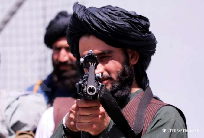 Pejuang Taliban memburu orang Amerika di Afganistan