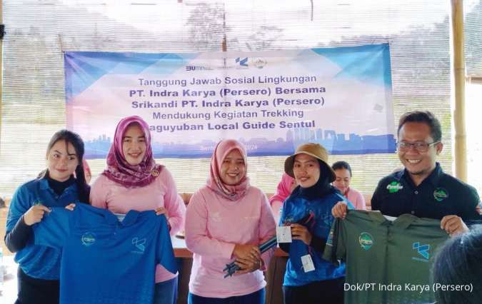 Srikandi Indra Karya Berikan Bantuan pada Pemandu Wisata Wanita Trekking