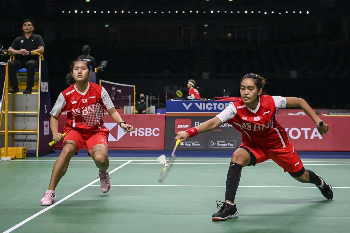 Tim Putra-Putri Indonesia Raih Kemenangan Perdana Piala Thomas dan Uber 2022