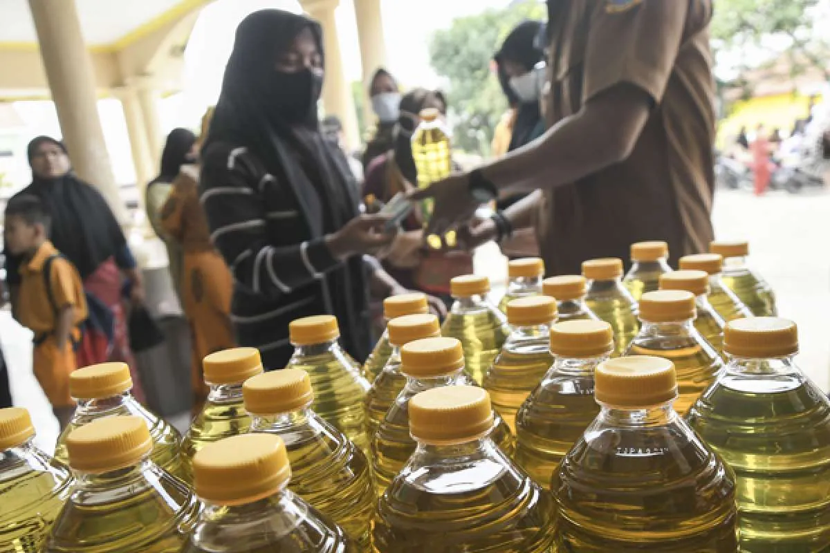  Berlaku Mulai Besok, Harga Minyak Goreng Rp 14.000 Per Liter