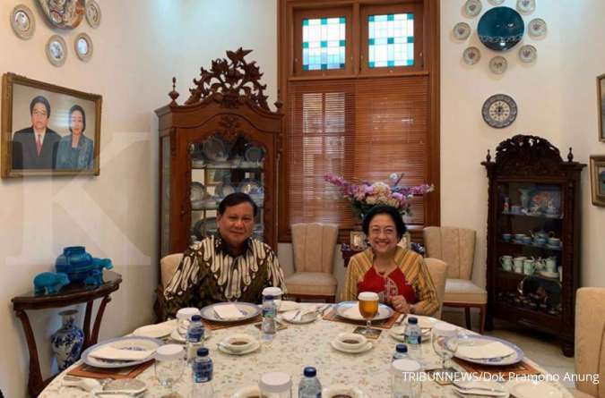 Ahok dan Prabowo, khusus disebut Megawati di panggung Kongres PDIP