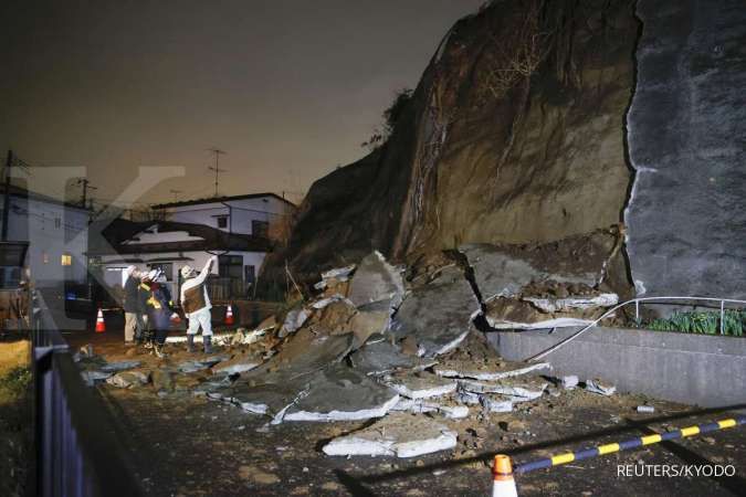 Jepang diguncang gempa, dilaporkan terjadi tsunami