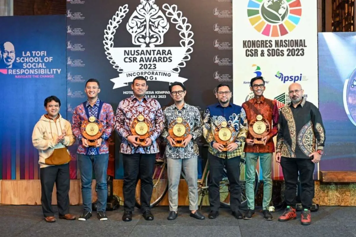 Borong 10 Penghargaan, SIG Raih Predikat Platinum pada Nusantara CSR Awards 2023