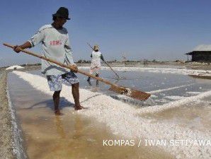 Penyegelan garam berlanjut, stok dalam negeri menipis