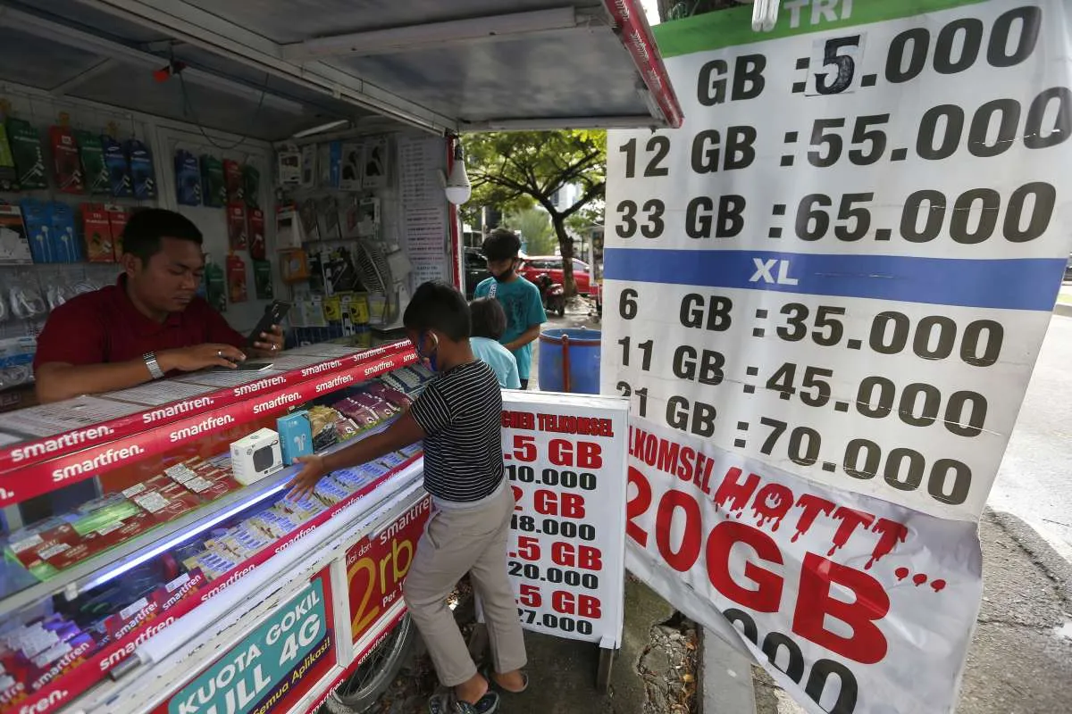 Simak respon operator telekomunikasi soal PPN dan PPh pulsa dan kartu perdana