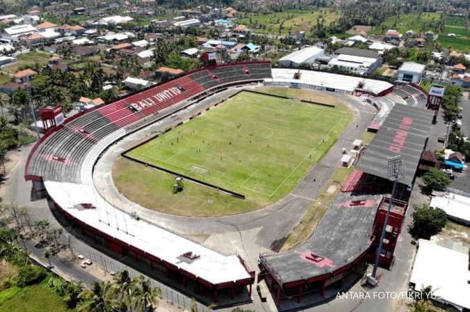 Kementerian PUPR renovasi 2 stadion utama dan 15 lapangan sepak bola di 5 provinsi