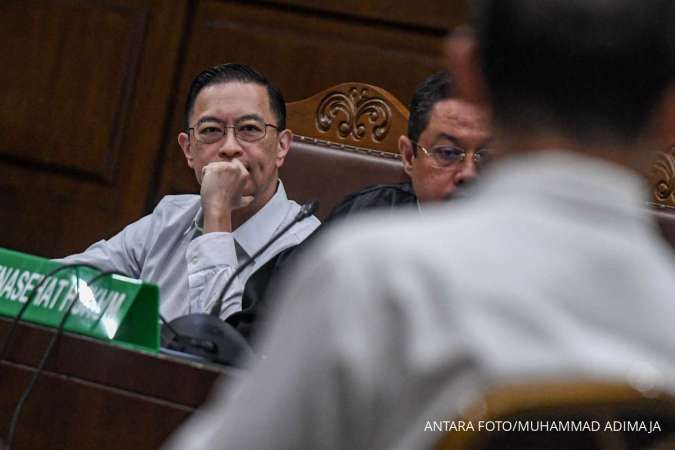 Vonis Penjara 4,5 Tahun Penjara untuk Tom Lembong di Kasus Korupsi Importasi Gula