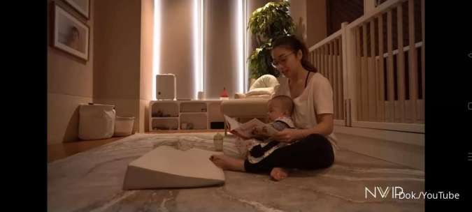 Diterapkan Nikita Willy pada Baby Issa, Ini 6 Manfaat Membacakan Buku untuk Bayi