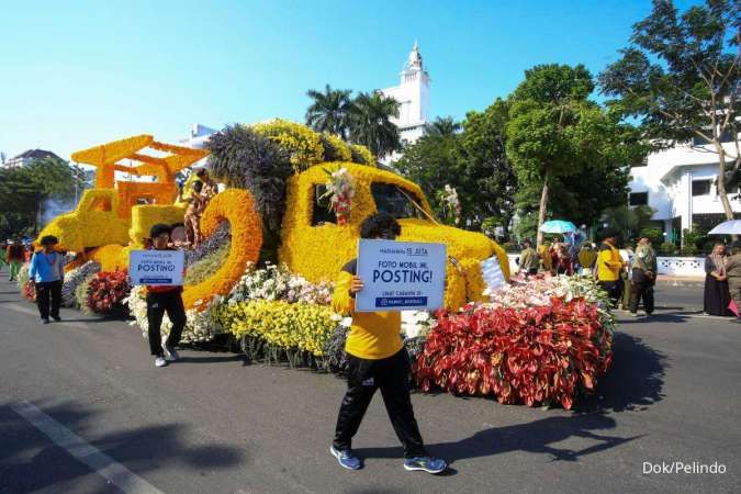Pelindo Angkut Jembatan Kuno Petekan pada Parade Surabaya Vaganza 2024