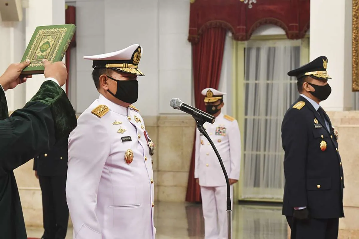 Jokowi lantik KSAL dan KSAU yang baru