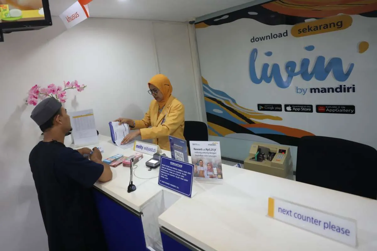 Tahan Konsumsi, Masyarakat Kelas Menengah Bawah Pilih Simpan Dananya di Bank
