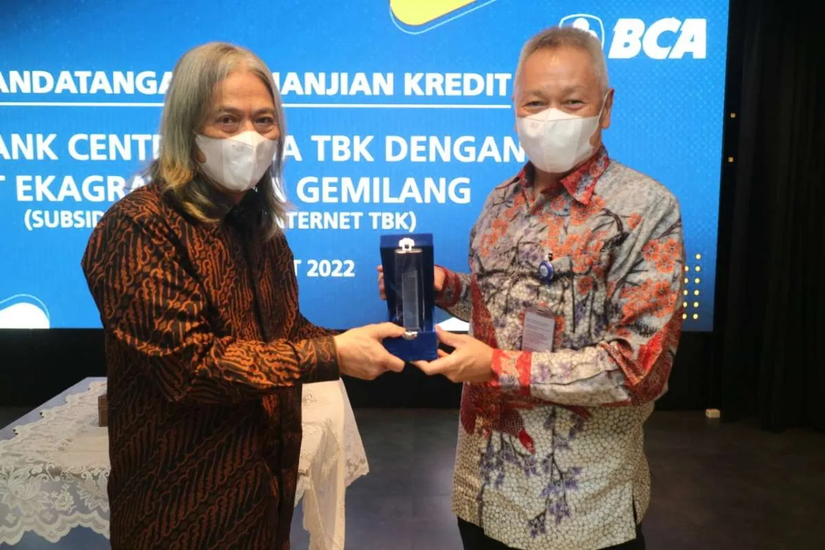 BCA Salurkan Fasilitas Kredit Hingga Rp 2,7 Triliun kepada Indointernet (EDGE)