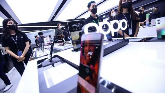 tampilan situs slot 5 HP Baru yang Meluncur Juli 2026: Galaxy Z Fold 8, Oppo Reno 16, Nothing Phone 4b