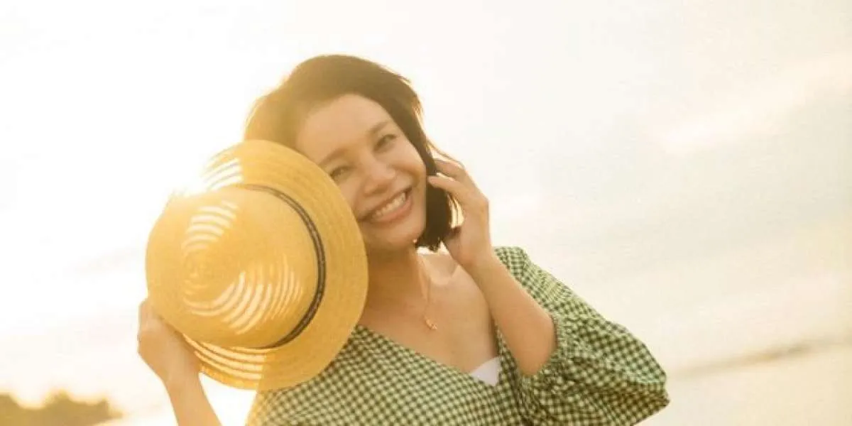 Jangan Khawatir! Pahami 5 Cara Merawat Rambut Kering Saat di Pantai