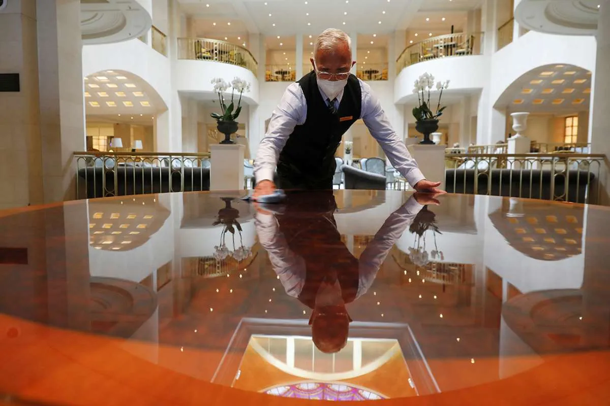 Germany to end quarantine pay for those without vaccinations