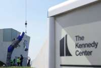 Kennedy Center di Ambang Bangkrut, Bisa Tutup Mulai Selasa