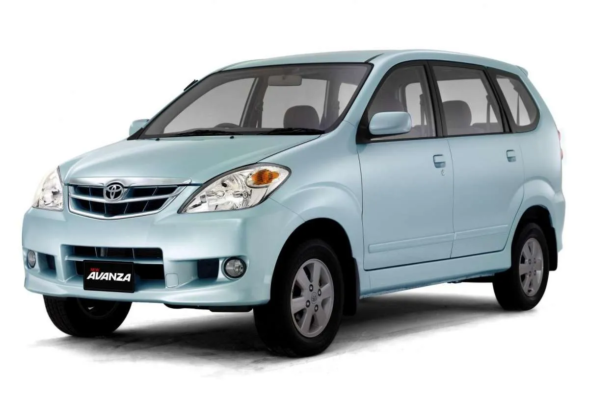 Harga mobil bekas Toyota Avanza kian ekonomis di akhir Maret 2021