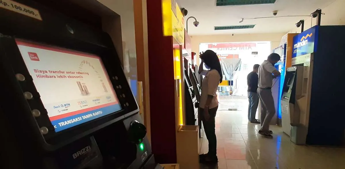 Tak hanya di ATM, tarif transfer bank Rp 2.500 juga berlaku di layanan ini