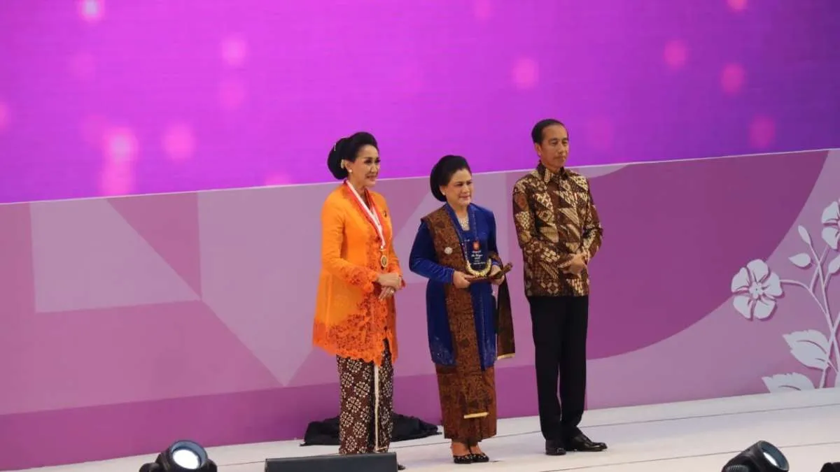 Pembukaan Peringatan Hari Kebaya Nasional 2024  Gelorakan Istora Senayan