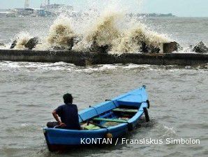 Cuaca ekstrem, pengiriman batu bara dan BBM terlambat