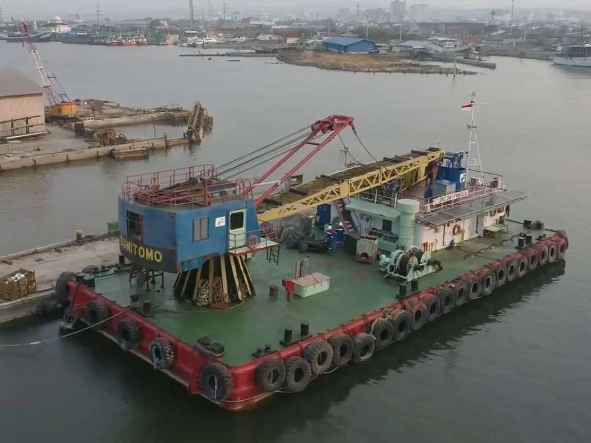  Menuju Green Company, PTK Pasang PLTS di Kapal Derek FC Dwipangga