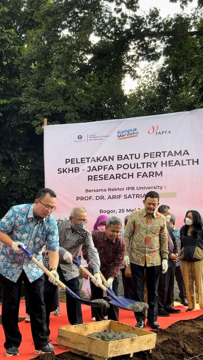 Dukung Dunia Pendidikan,  JAPFA Hibahkan Kandang Penelitian Senilai Rp 1,5 Miliar