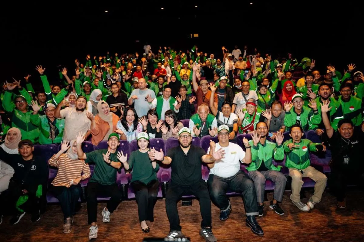 Ribuan Mitra Pengemudi dan Merchant Grab di 18 Kota Nonton Bareng Film Siksa Kubur
