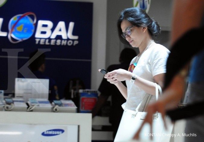 Jelang Lebaran, penjualan handphone di Global Teleshop (GLOB) meningkat