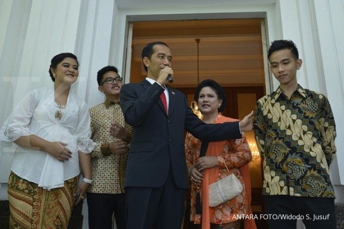 Terbang ke Singapura, Jokowi naik di kelas ekonomi