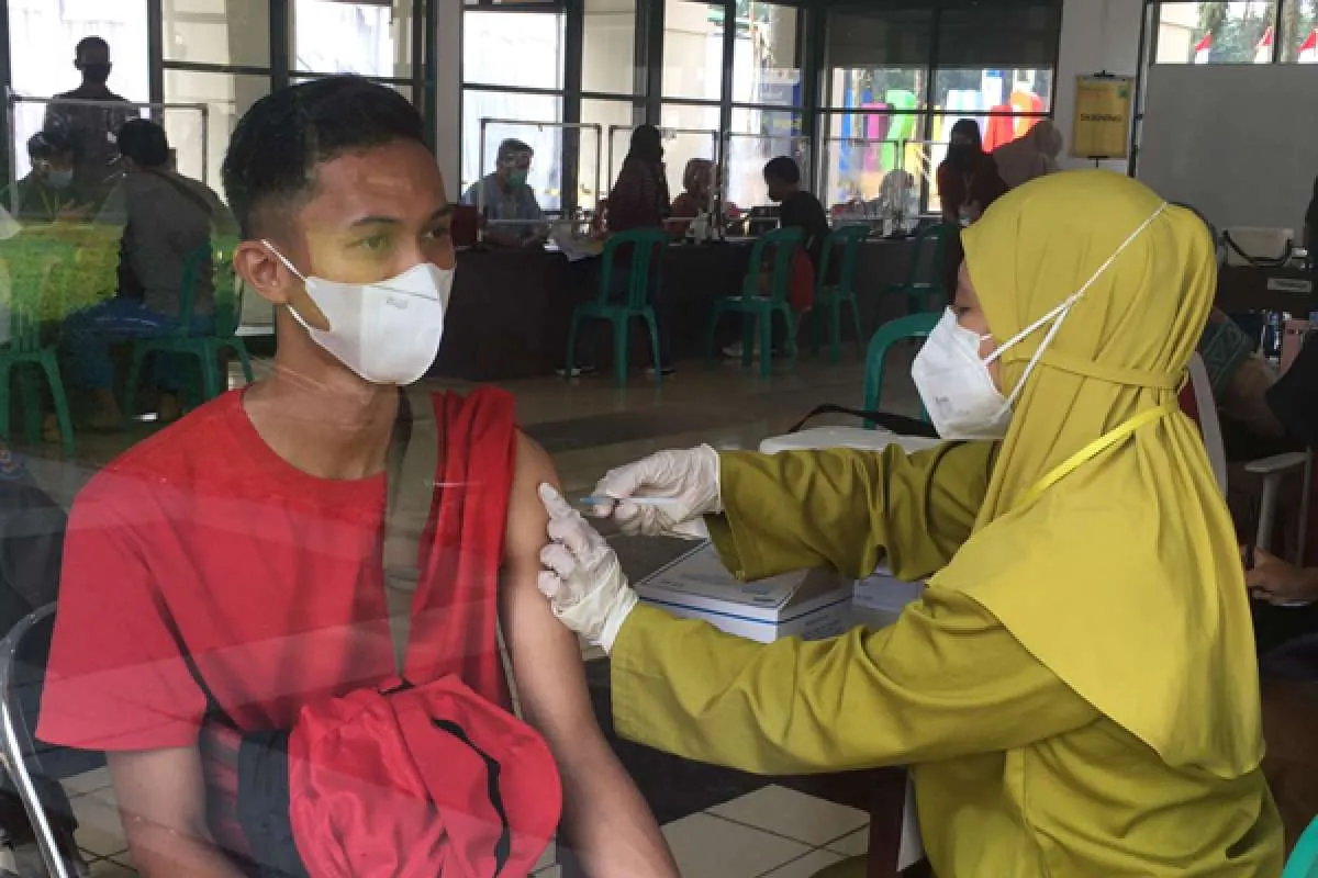 Indonesia sudah menyuntikkan 90 juta dosis vaksin Covid-19