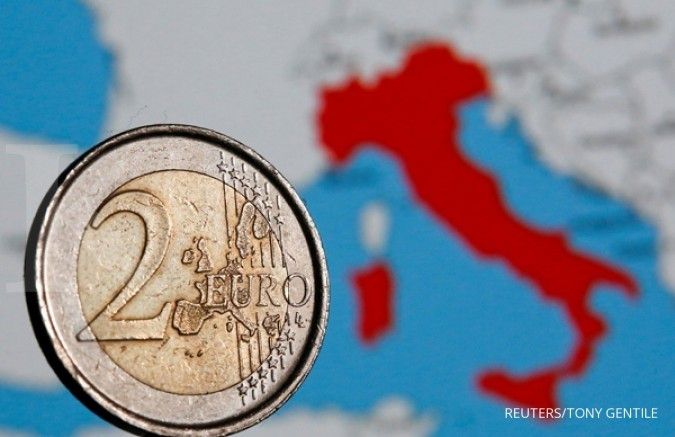Kekhawatiran politik bikin euro terseret dollar