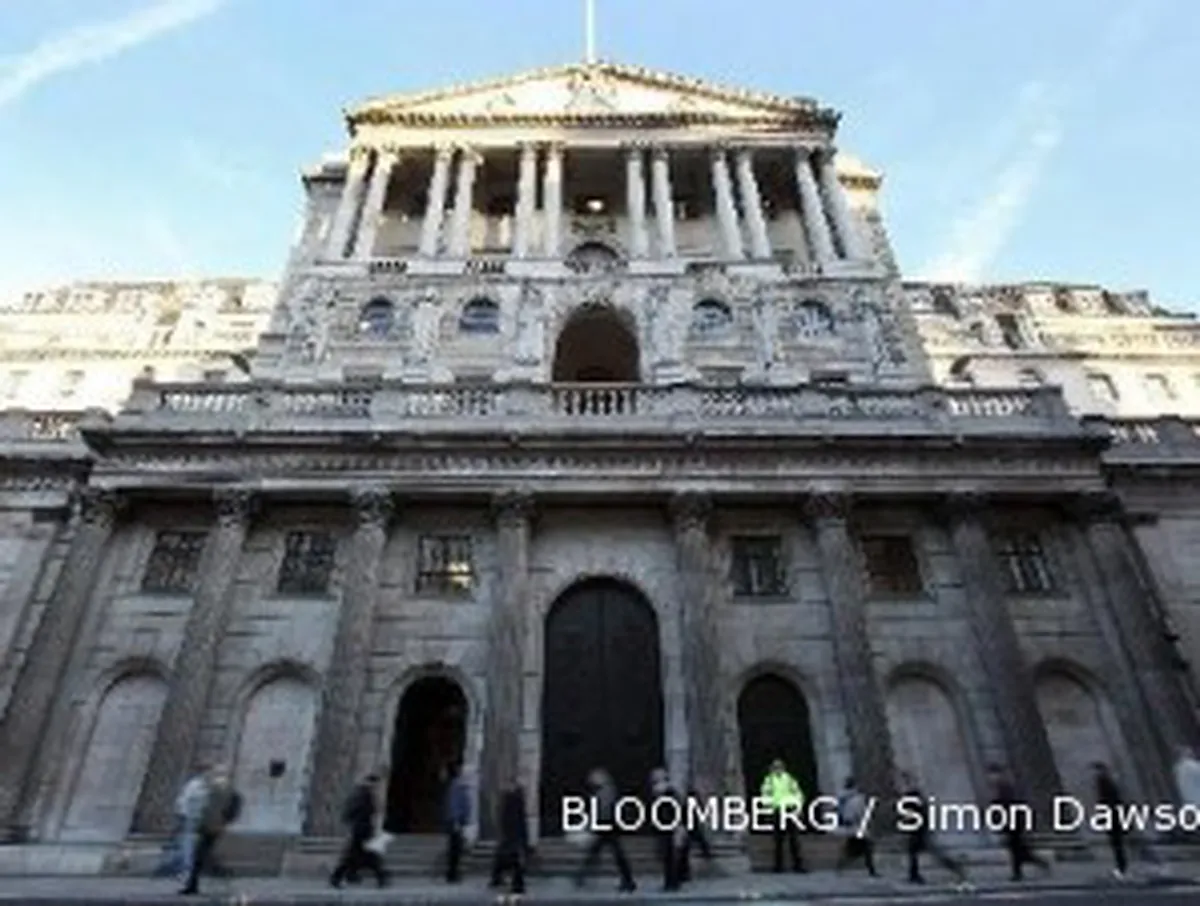 Defisit anggaran bikin outlook ekonomi Inggris buram