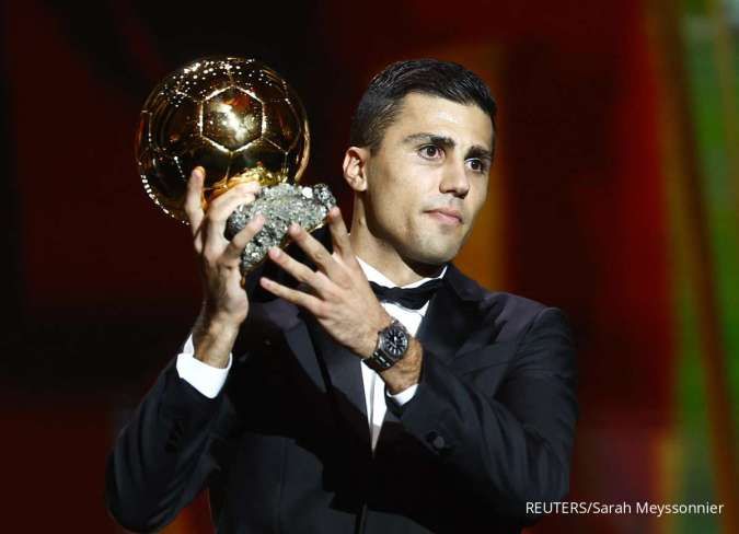 Daftar Pemain Sepak Bola yang Pernah Meraih Ballon d’Or Dari Dulu Hingga 2024 Rodri