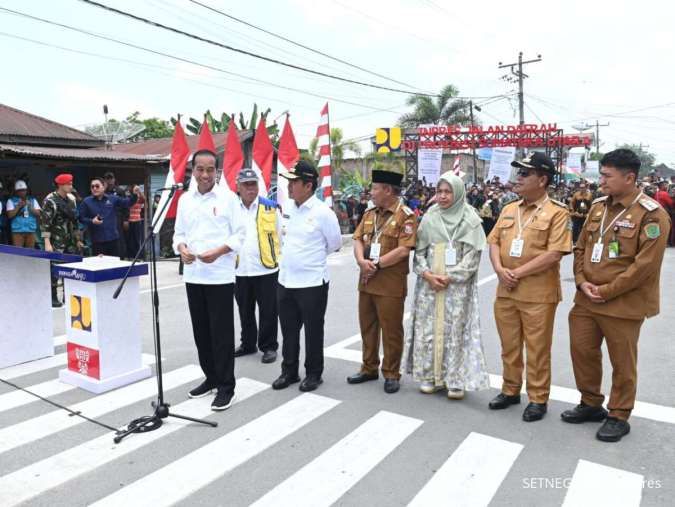 Jokowi Resmikan Pembangunan Jalan Daerah Senilai Rp 868 Miliar di Sumatra Utara