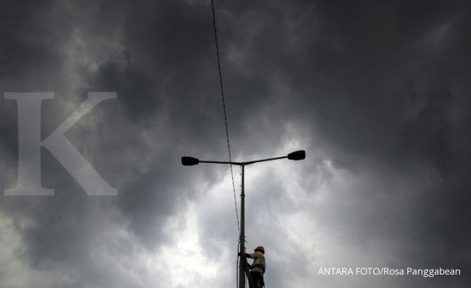 Pemprov DKI Jakarta redupkan lampu jalan demi hemat anggaran Rp 675 juta per bulan