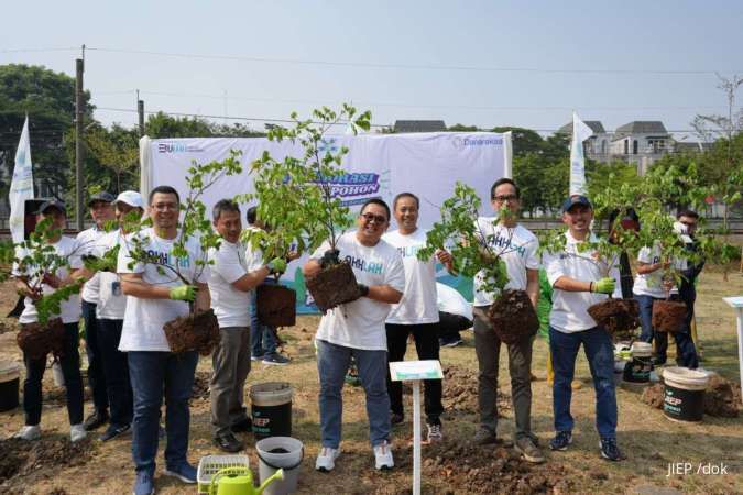 Tingkatkan Kualitas Udara di Jakarta, JIEP Jadi Tuan Rumah Penanaman 600 Pohon