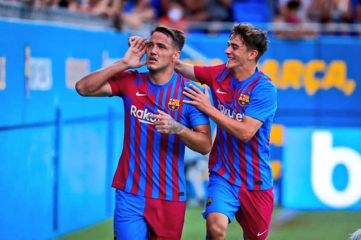 Barcelona siap boyong ke tim utama, Rey Manaj banjir tawaran dari klub lain