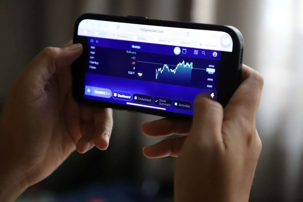 Investor Pasar Modal Menanti Data Perekonomian Indonesia