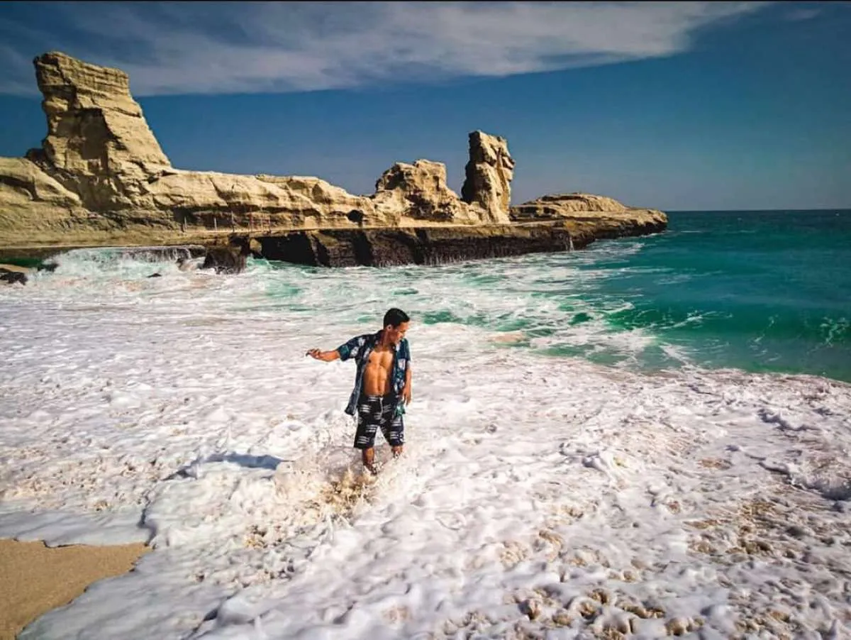 Sudah buka, ini daftar pantai di Pacitan yang bisa dikunjungi 