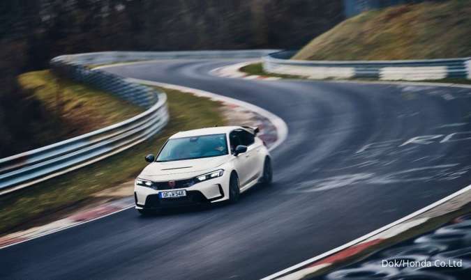 All New Honda Civic Type R Pecahkan Rekor Mobil FWD Tercepat di Sirkuit Nurburgring