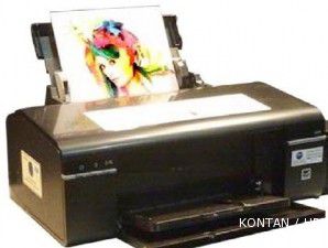 EPSON L800: Tangki menampung lebih banyak tinta