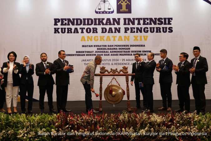 IKAPI Rilis Buku Kepailitan dan PKPU pada Pembukaan Pendidikan Intensif Kurator