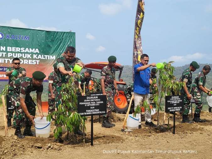 Pupuk Indonesia Dorong Dekarbonisasi Lewat Perluasan Program Community Forest.