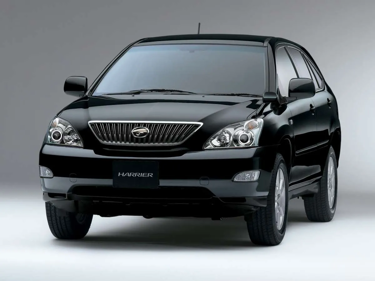 Harga mobil bekas Toyota Harrier termurah Rp 120 juta, dapat SUV tahun segini