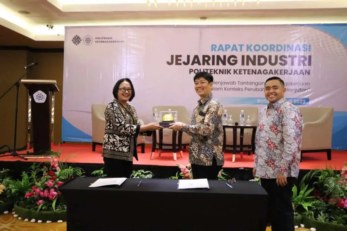 Tingkatkan Program Vokasi, PTSI Gandeng Politeknik Ketenagakerjaan